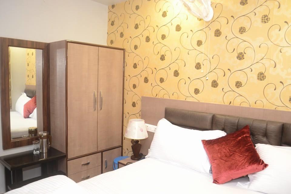 Hotel Mmk Kanpur Bagian luar foto